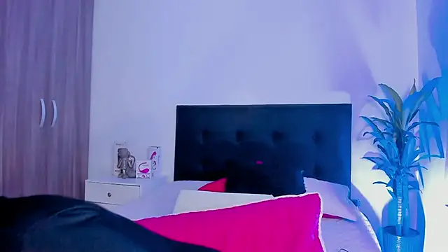 LaylaJewel online show from 03-17-25, 03:40