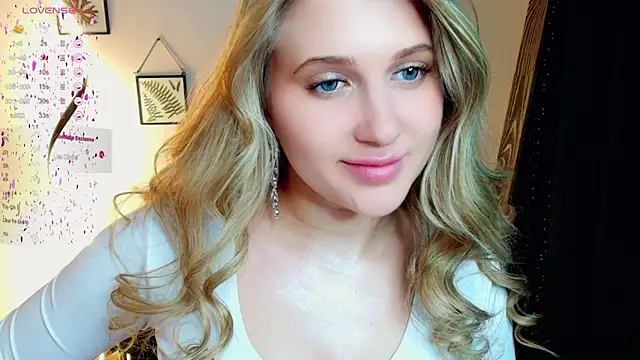 Snapshot of Evacadooo chatting on 01-29-25, 12:13 Evacadooo online show from 01-29-25, 12:13