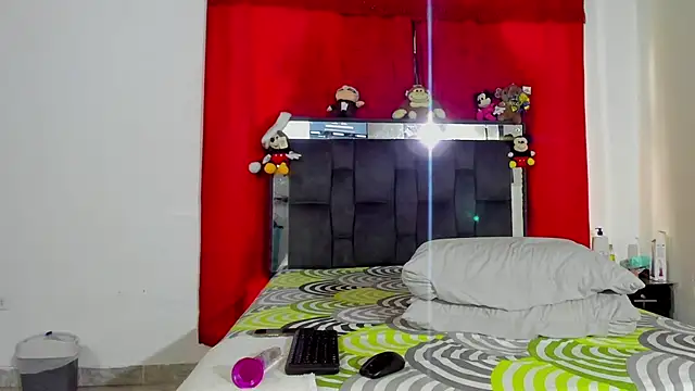 Snapshot of chloe_vasquez710 chatting on 01-06-25, 07:35 chloe vasquez710 online show from 01-06-25, 07:35