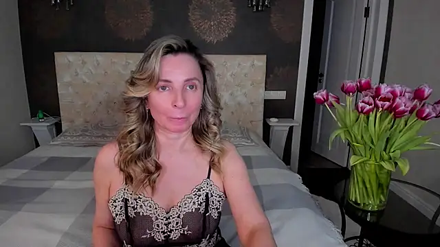 AllisonWilliams online show from 03-11-25, 04:40