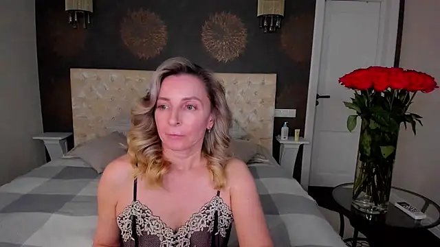 AllisonWilliams online show from 09-15-25, 05:24