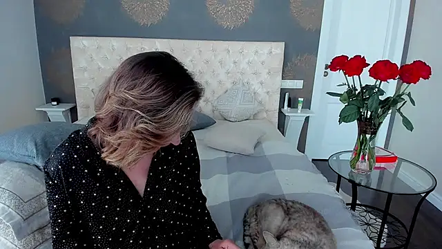 AllisonWilliams online show from 07-28-26, 04:39