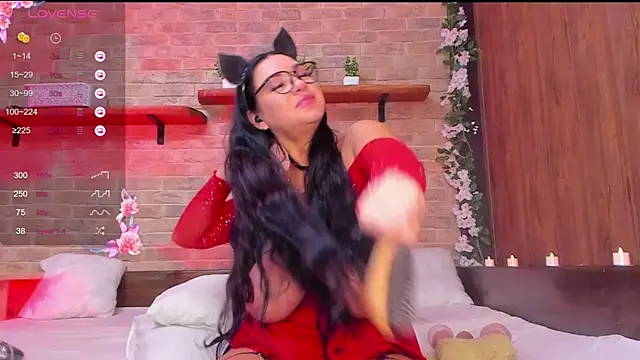 Snapshot of Lizzyvixxx chatting on 11-10-25, 06:23 Lizzyvixxx online show from 11-10-25, 06:23