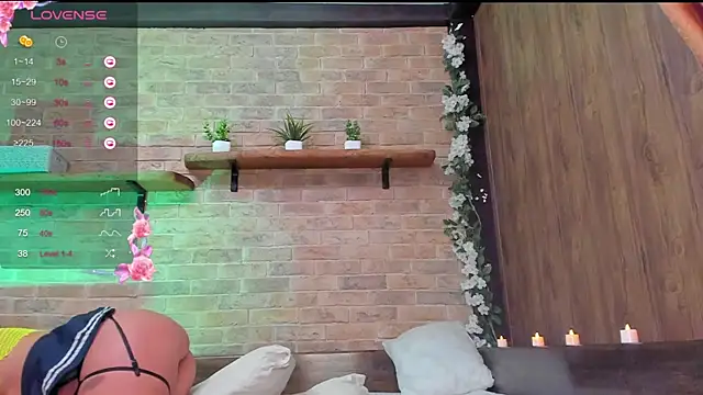 Snapshot of Lizzyvixxx chatting on 11-15-25, 02:57 Lizzyvixxx online show from 11-15-25, 02:57