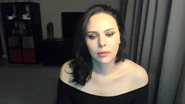 MollyCheiz online show from 01-15-25, 01:31