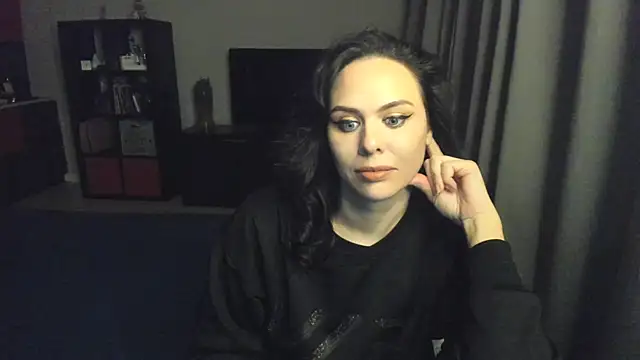 MollyCheiz online show from 01-22-25, 11:10