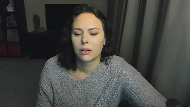 MollyCheiz online show from 09-22-25, 05:15