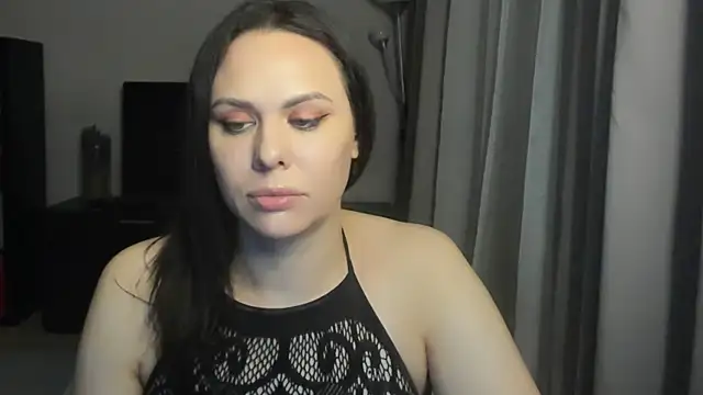 MollyCheiz online show from 03-28-26, 11:26