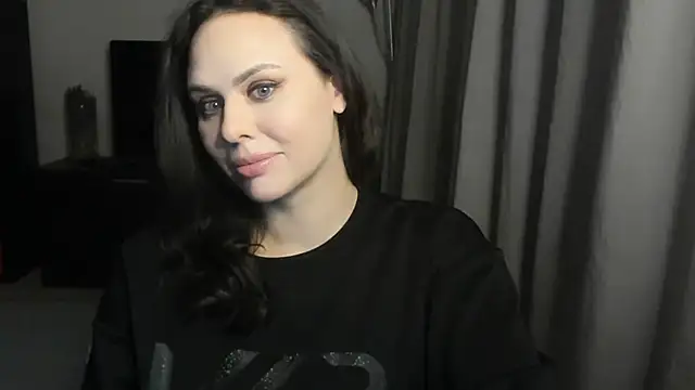 MollyCheiz online show from 04-19-26, 10:01