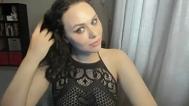 MollyCheiz online show from 05-22-26, 12:11