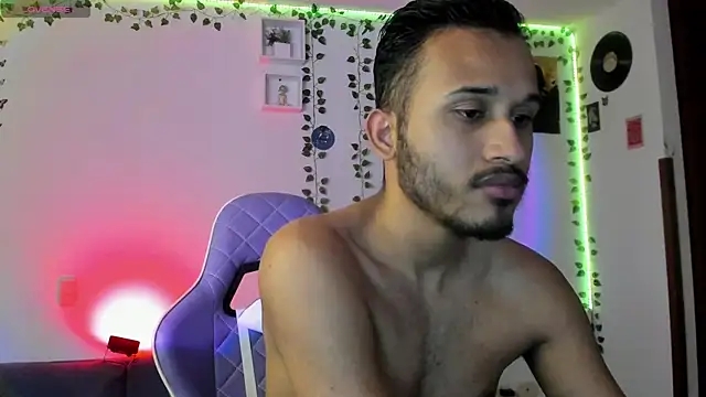 Raf brunette online show from 01-11-25, 11:23