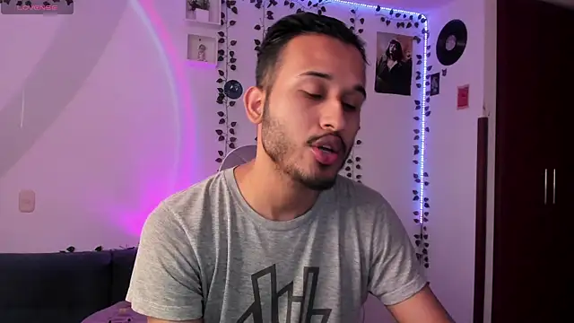 Raf brunette online show from 03-09-25, 12:20