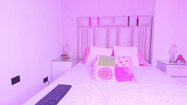 canela oss online show from 11-01-25, 12:07