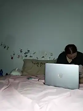 ella grays online show from 06-05-26, 05:07