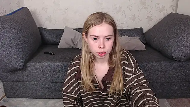 Snapshot of sofiaa_here chatting on 05-08-26, 12:05 sofiaa here online show from 05-08-26, 12:05