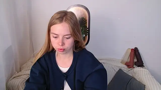 sofiaa here online show from 06-10-26, 11:57