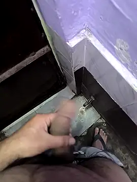 Snapshot of faaseel chatting on 03-21-25, 05:23 faaseel online show from 03-21-25, 05:23