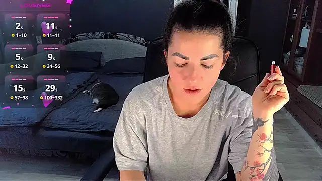 Aria Dl online show from 12-16-24, 09:24