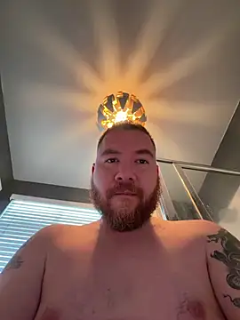 Snapshot of Bluemage710 chatting on 04-12-26, 02:33 Bluemage710 online show from 04-12-26, 02:33