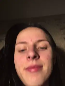 -bey bi Start online show from 11-06-25, 10:32