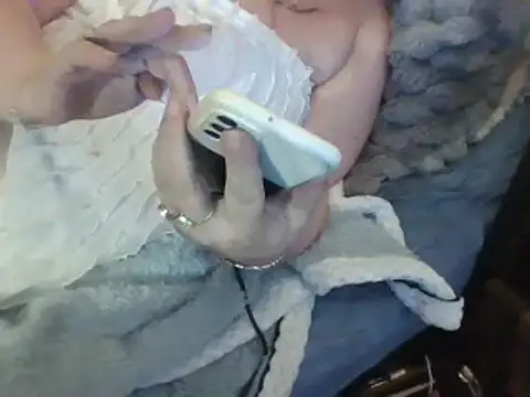 housewife shantie online show from 03-21-25, 07:33