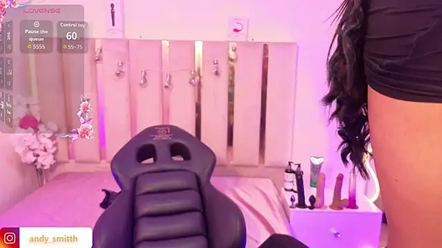 Snapshot of Andy_tay1 chatting on 10-11-25, 03:17 Andy tay1 online show from 10-11-25, 03:17