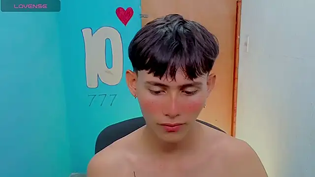 tanjiro cute online show from 04-20-26, 03:31