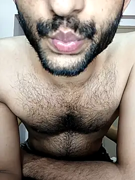 Vignesh3246 online show from 11-01-25, 04:31