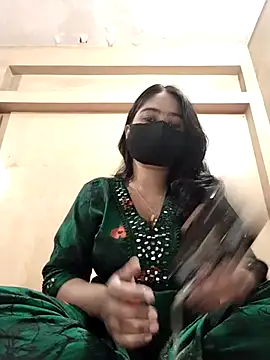 Magical Girl- online show from 12-14-25, 03:56