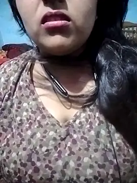 Love-Veronica online show from 04-25-26, 01:36