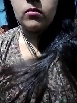 Love-Veronica online show from 04-25-26, 01:41