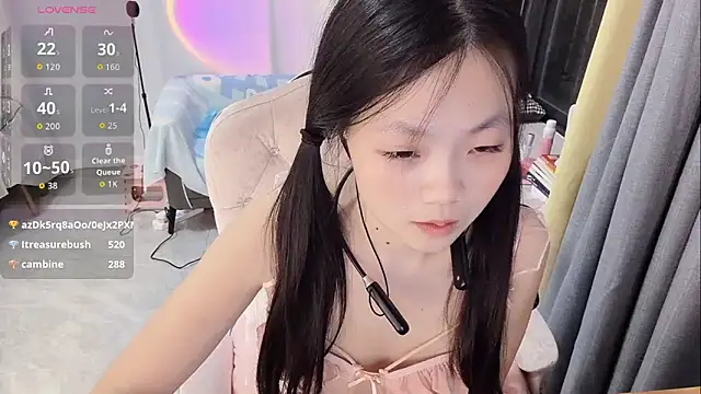 Lena-yyds online show from 12-13-25, 07:53