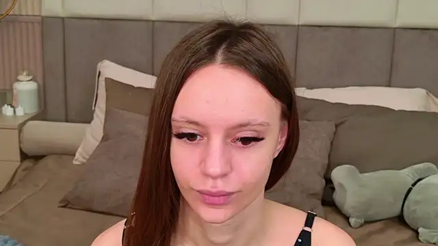 RebeccaMartons online show from 02-04-25, 08:59