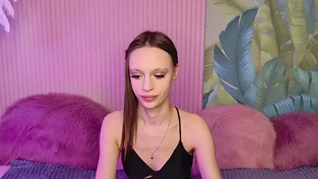 RebeccaMartons online show from 03-19-25, 02:48