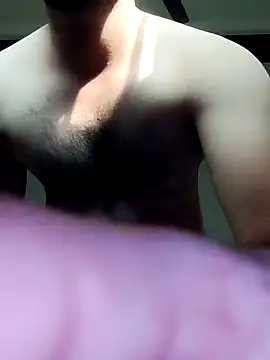 smartboy010101 online show from 12-09-24, 04:23