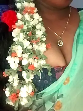 Sexy Radhikaa online show from 06-03-26, 02:55