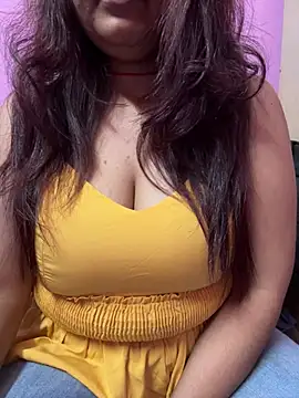 Snapshot of _nishalove19 chatting on 01-15-25, 08:05 nishalove19 online show from 01-15-25, 08:05