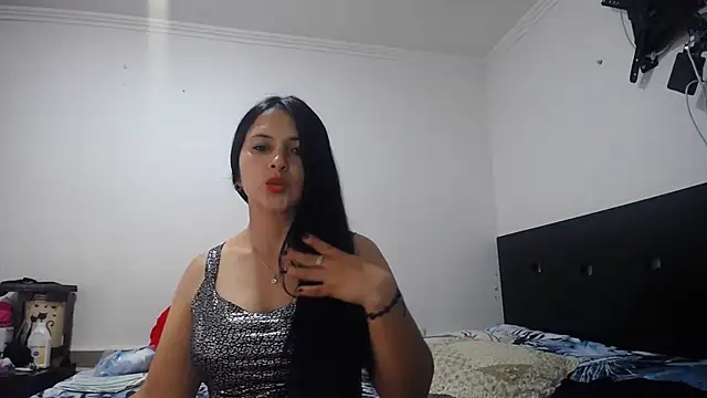 princehermosa44 online show from 05-17-26, 07:54