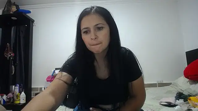 princehermosa44 online show from 06-11-26, 10:08