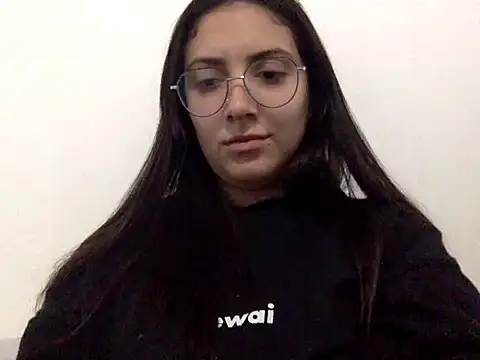 Snapshot of xBubblyBarbiexx chatting on 05-13-26, 03:04 xBubblyBarbiexx online show from 05-13-26, 03:04