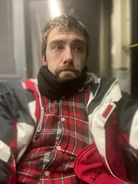 Snapshot of Fuckboy4public chatting on 12-27-24, 01:50 Fuckboy4public online show from 12-27-24, 01:50