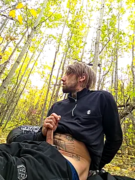 Snapshot of Fuckboy4public chatting on 09-28-25, 07:08 Fuckboy4public online show from 09-28-25, 07:08