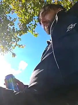 Snapshot of Fuckboy4public chatting on 10-28-25, 06:43 Fuckboy4public online show from 10-28-25, 06:43