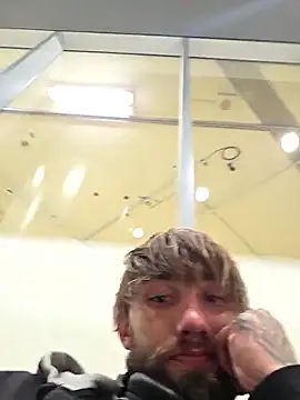 Snapshot of Fuckboy4public chatting on 11-05-25, 05:29 Fuckboy4public online show from 11-05-25, 05:29