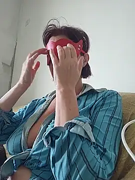 Vagabondainnamorata online show from 03-10-25, 07:42