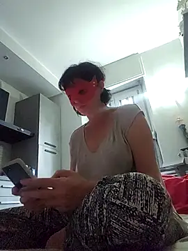 Vagabondainnamorata online show from 10-13-25, 04:18