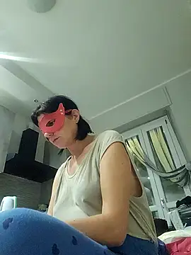 Vagabondainnamorata online show from 10-25-25, 05:40