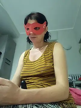 Vagabondainnamorata online show from 11-17-25, 04:46