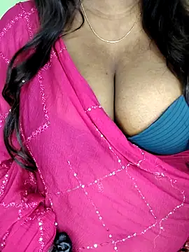 Snapshot of TANIYA-98 chatting on 05-08-26, 05:07 TANIYA-98 online show from 05-08-26, 05:07