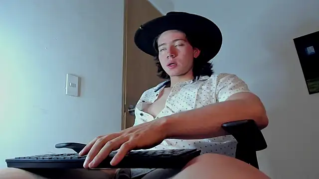 AngelBennet  online show from 12-03-25, 11:03